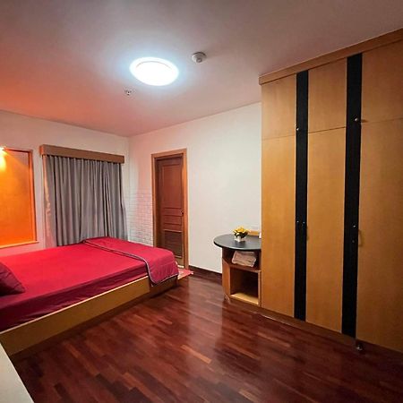 Grand Diamond Condo Suites バンコク都 エクステリア 写真