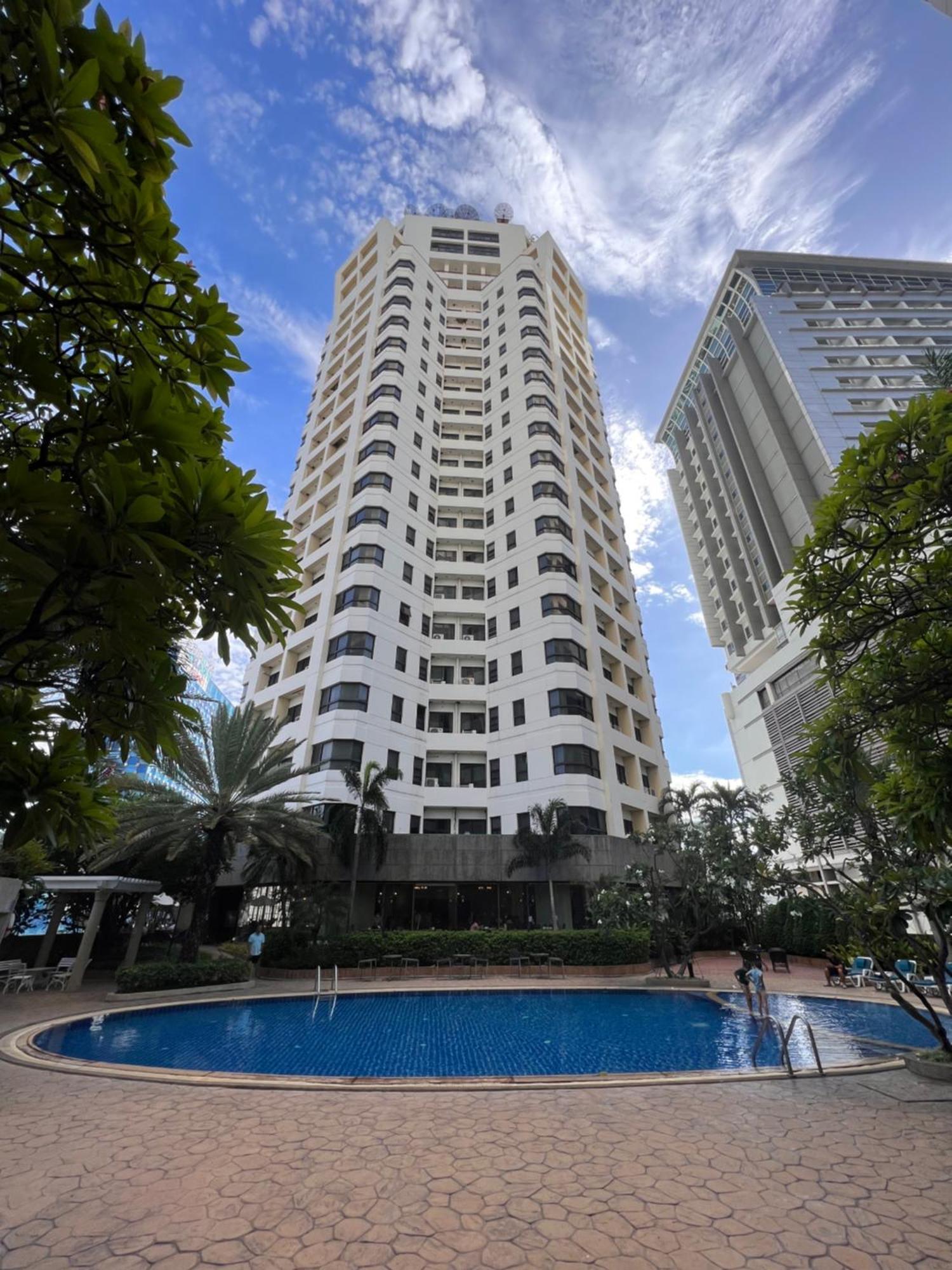 Grand Diamond Condo Suites バンコク都 エクステリア 写真