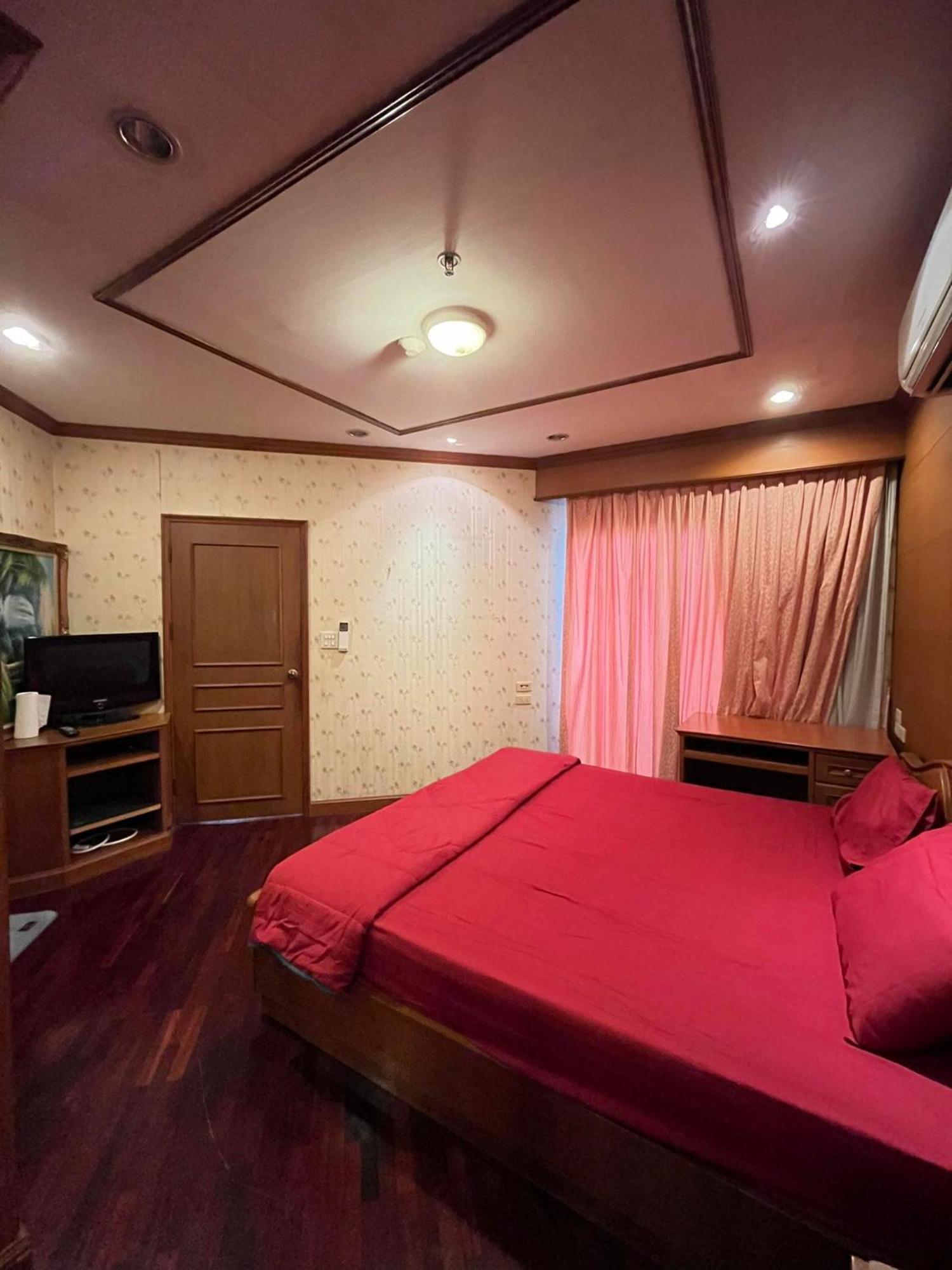 Grand Diamond Condo Suites バンコク都 エクステリア 写真