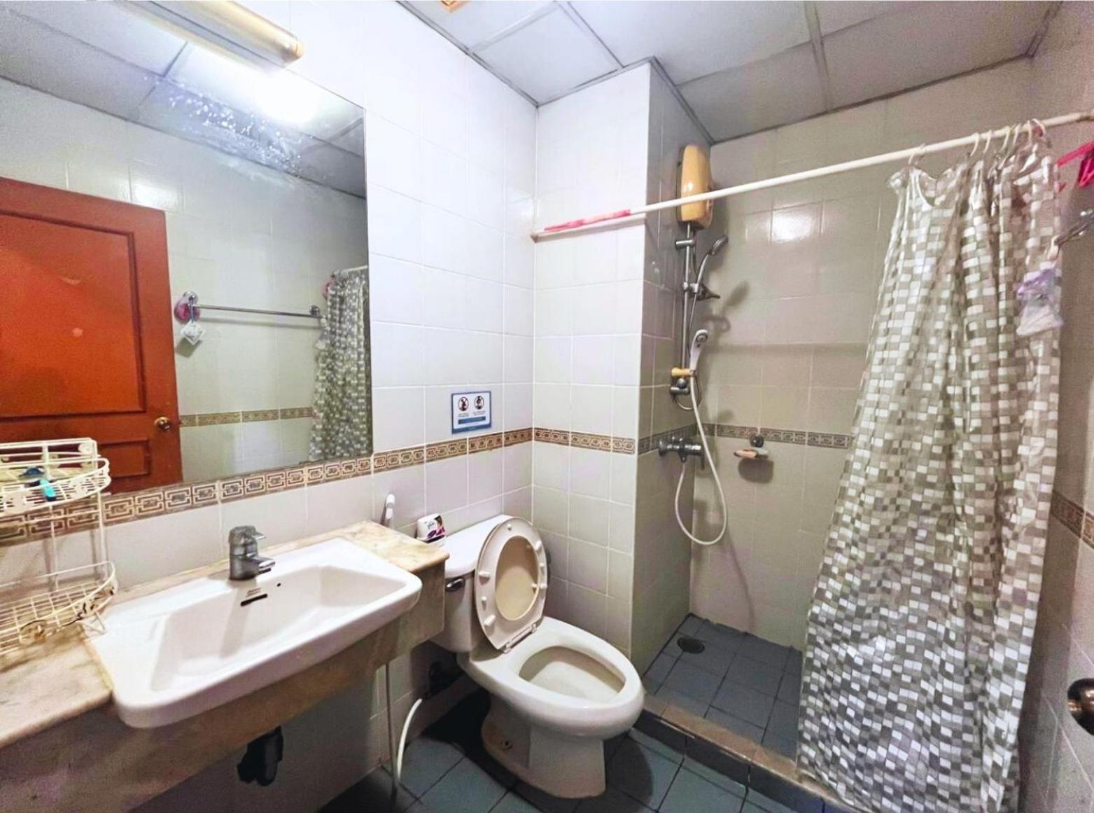 Grand Diamond Condo Suites バンコク都 エクステリア 写真